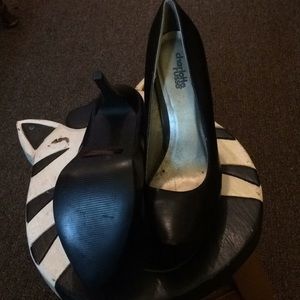 Charlotte Russe black platform pump